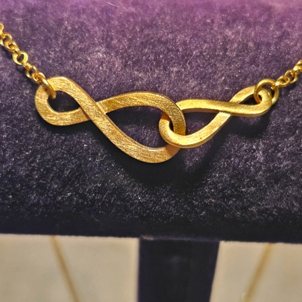 925 STERLING SILVER GOLD TONED DOUBLE INFINITY NECKLACE. BEAUTIFUL MATTE. PICS